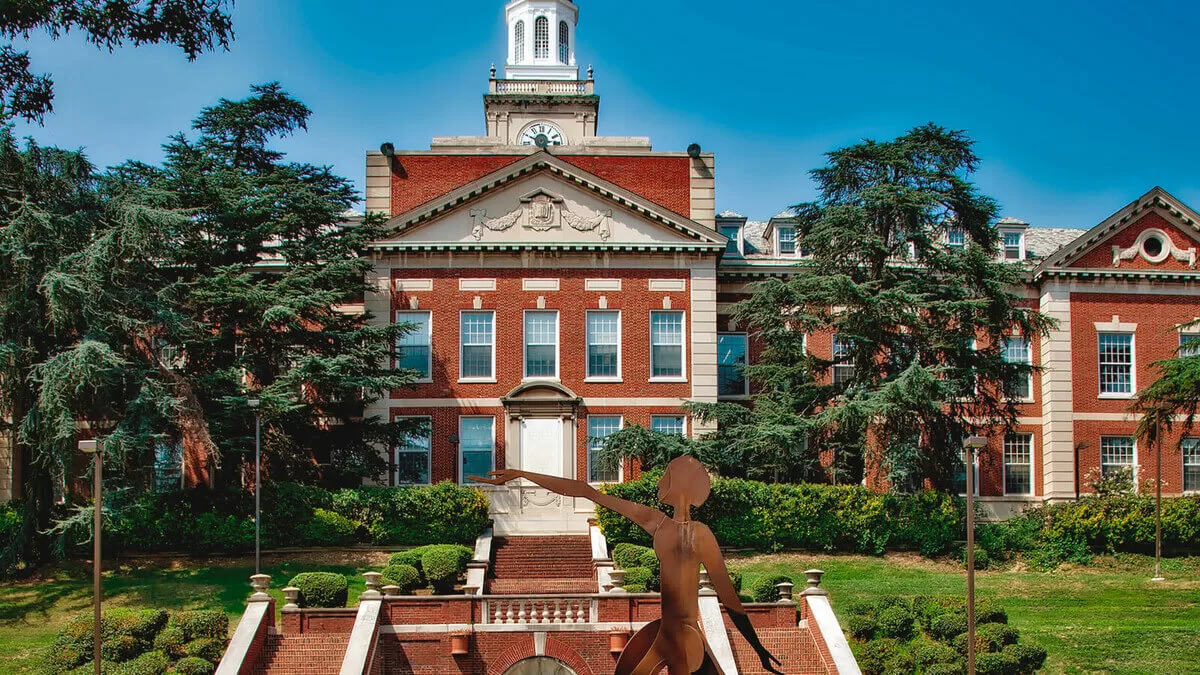 Black Excellence: Howard University Breaks Graduation Record